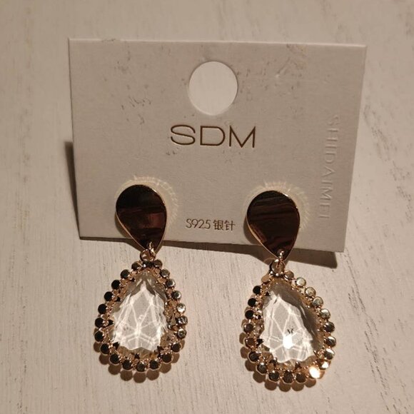 Golden Sparkly Pears - Picture 1 of 1